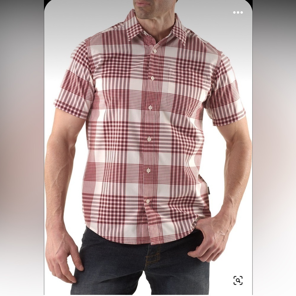 EUC - Patagonia Men’s Go to Shirt - red plaid - size Medium